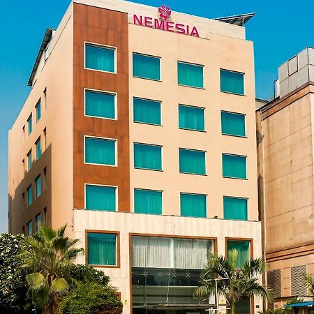 Nemesia City Center - Gurugram, Sector 29 Hotel Gurgaon Exterior photo