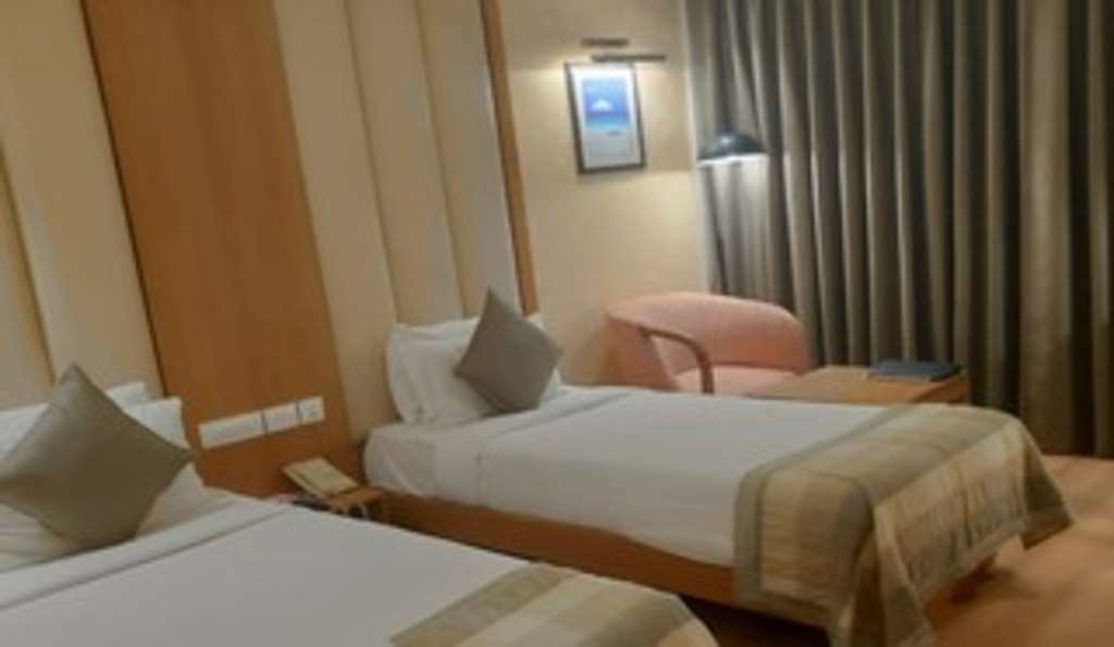 Nemesia City Center - Gurugram, Sector 29 Hotel Gurgaon Room photo