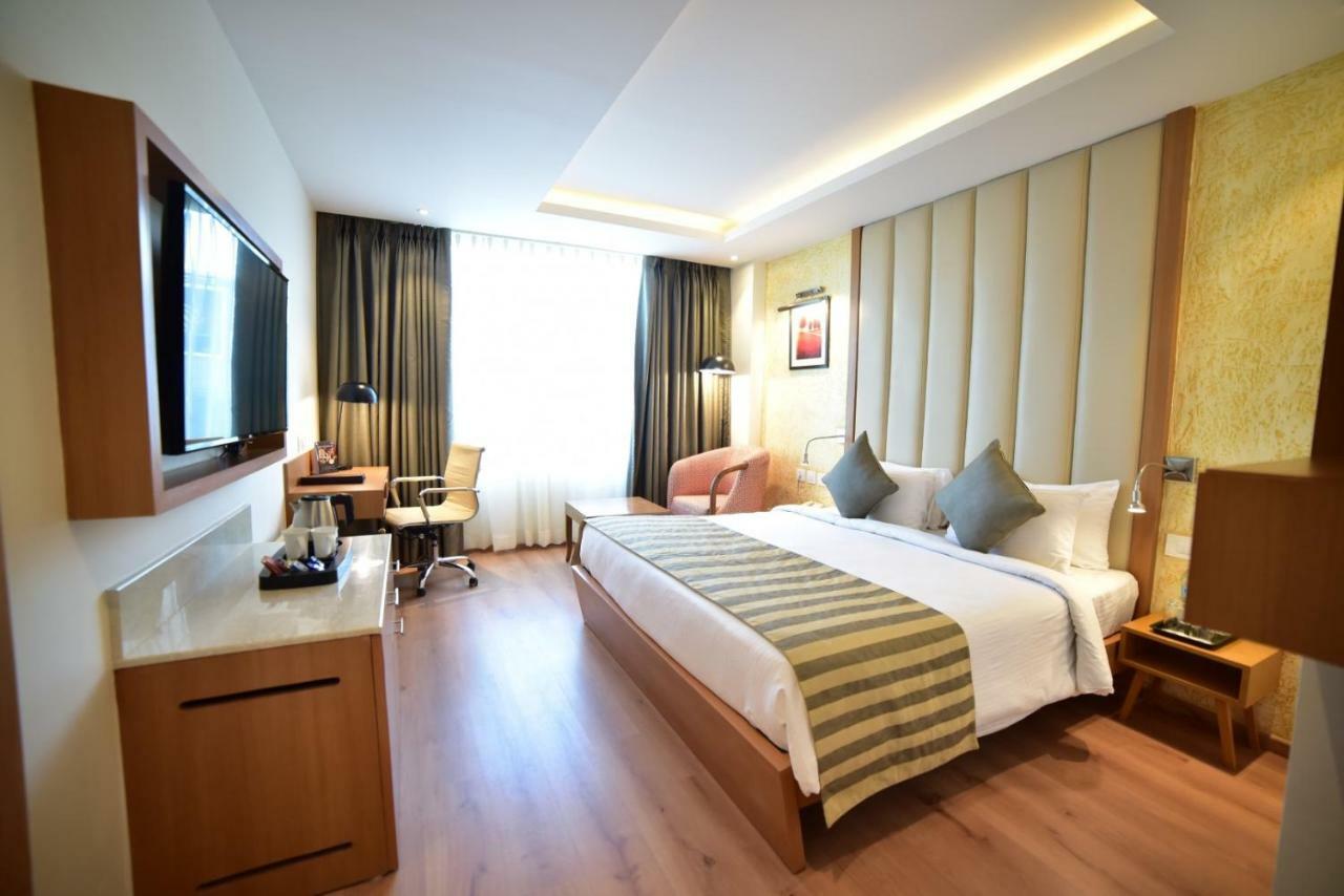 Nemesia City Center - Gurugram, Sector 29 Gurgaon Exterior photo